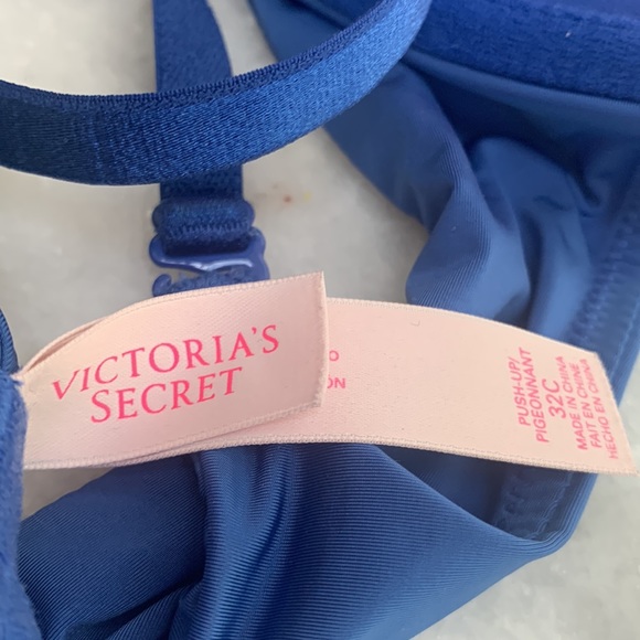 PINK Victoria’s Secret Bra Push up Blue  32C - Picture 5 of 5